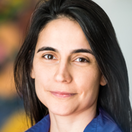Julia Bacha Headshot
