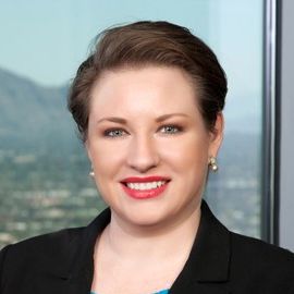 Laura Lawless Robertson Headshot