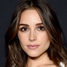 Olivia Culpo Headshot