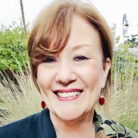 Esther Hicks Headshot