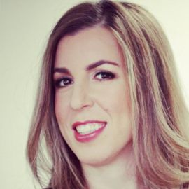 Amie Parnes Headshot