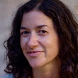 Eve Abrams Headshot