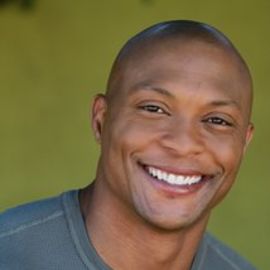 Eddie George Headshot