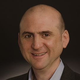 Clifton Leaf Headshot