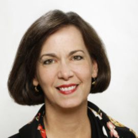 Beth Heider Headshot
