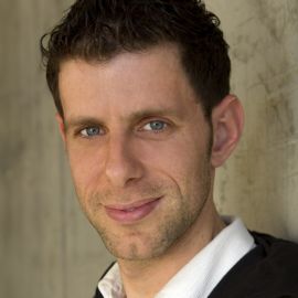 Yuval Sharon Headshot