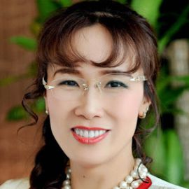 Thi Phuong Thao Nguyen Headshot
