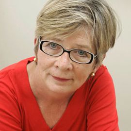 Barbara Ehrenreich Headshot