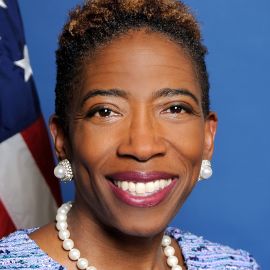 Carla Harris Headshot