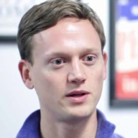 Tommy Vietor Headshot