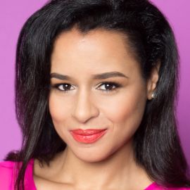 Sarah Cooper Headshot