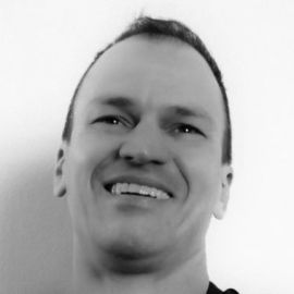Leon Fourie Headshot