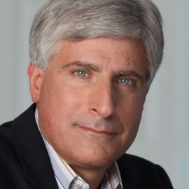 Steve Berry Headshot