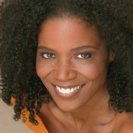 Ghylian Bell Headshot
