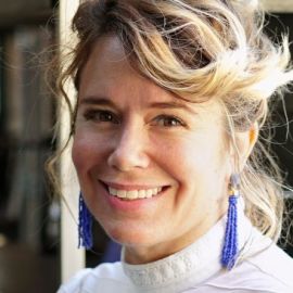 Jen Gotch Headshot