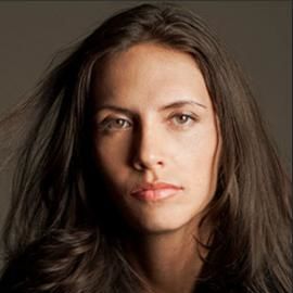 Paola Mendoza Headshot