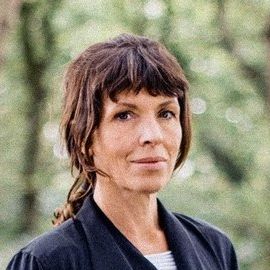 Rachel Cusk Headshot