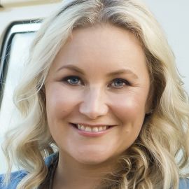 Denise Duffield-Thomas Headshot