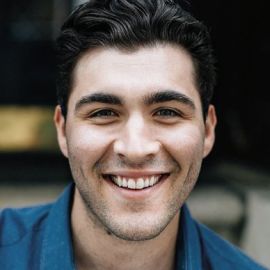 Derek Flanzraich Headshot