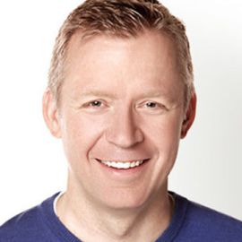 Robin Thurston Headshot