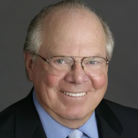 Verne Lundquist Headshot