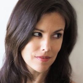 Victoria Johnson Headshot