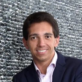 Caio Proiete Headshot