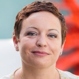 Sarah Knight Headshot
