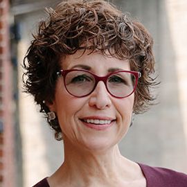 Amy Radin Headshot