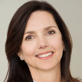 Beth Comstock Headshot