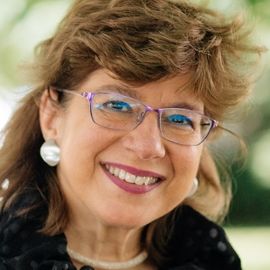 Susannah Heschel Headshot
