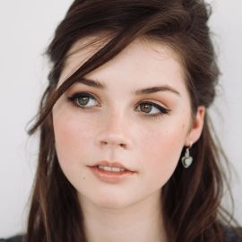 Elise Trouw Headshot