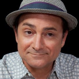 Kevin Pollak Headshot
