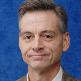 Robert Wright Headshot