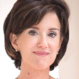 Susan Packard Headshot