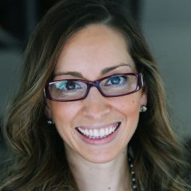 Leah Busque Headshot