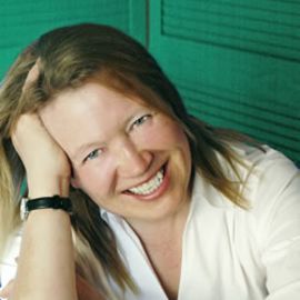 Torey Hayden Headshot