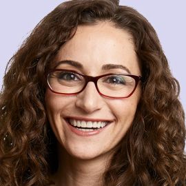 Julie Grant Headshot