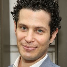 Thomas Kail Headshot
