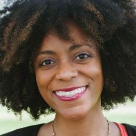 Christina Bennett Headshot