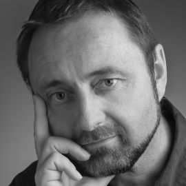 Frans Lanting Headshot