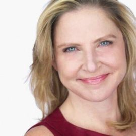 Kimberly Kadlec Headshot