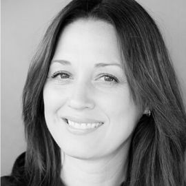 Jakki Smith-Leonardini Headshot