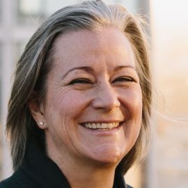 Colleen DeCourcy Headshot