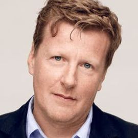 Fred Dust Headshot