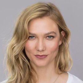 Karlie Kloss Headshot