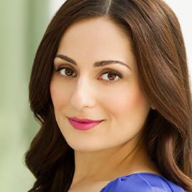Farnoosh Torabi Headshot