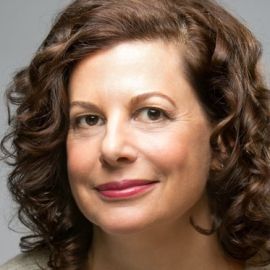 Katherine Eban Headshot