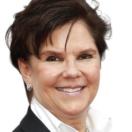 Phebe Novakovic Headshot