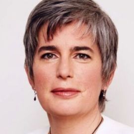Catherine Mohr Headshot